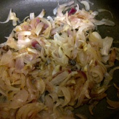 Browning the Onions Without Oil for Fat Free Red Cabbage, Carrot and Pea Soup